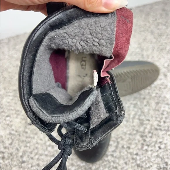 UGG Kesey waterproof black leather grey wool lined winter ankle snow boots 7.5 - Picture 8 of 13